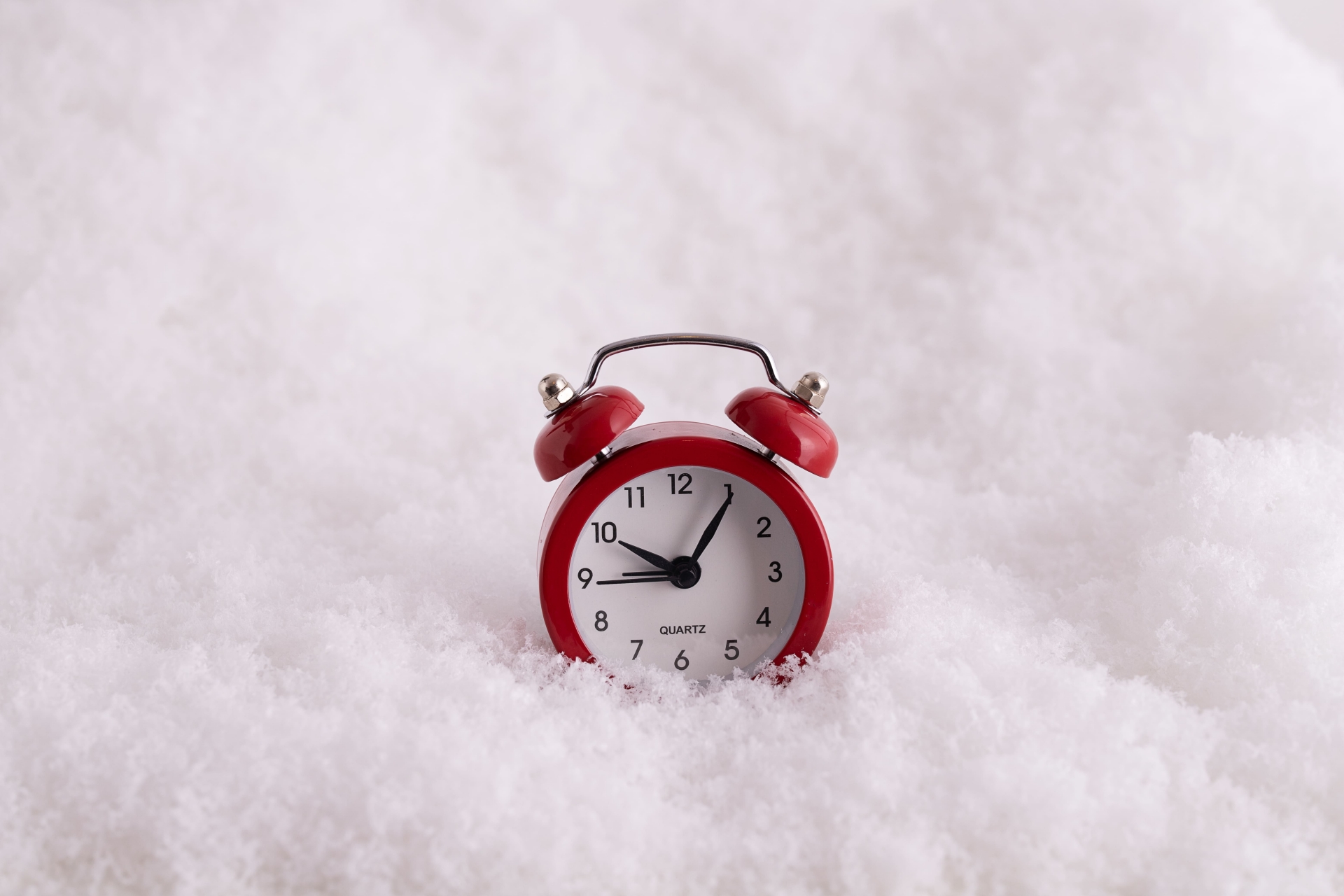 Switch to Winter Time in Europe and USA in 2023